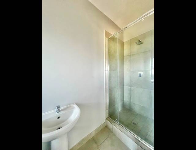 3 BEDROOM APARTMENT FOR SALE IN CHASE VALLEY